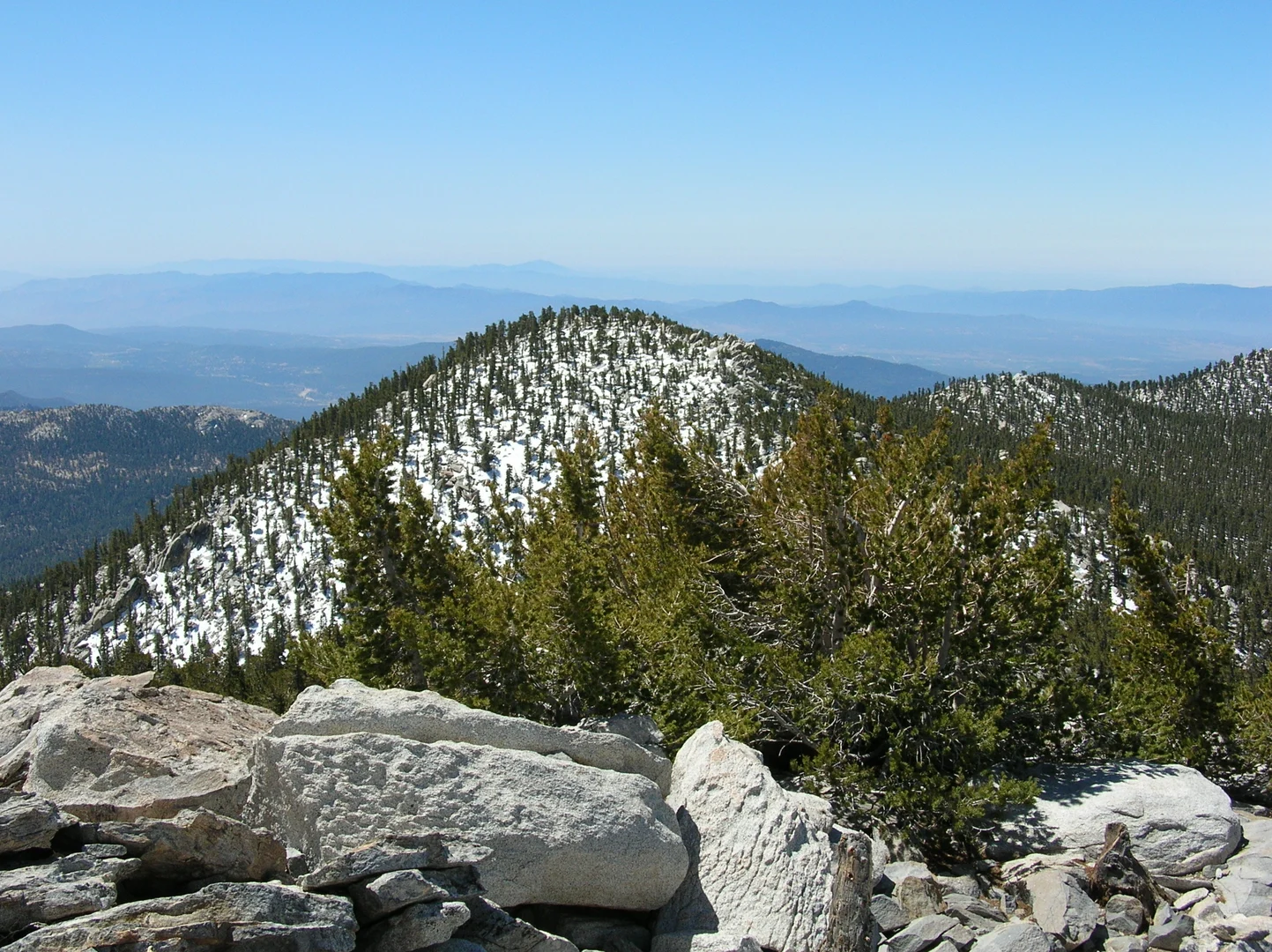 An image depicting the trail Folly Peak via Marion Mountain Trail and its surrounding area.