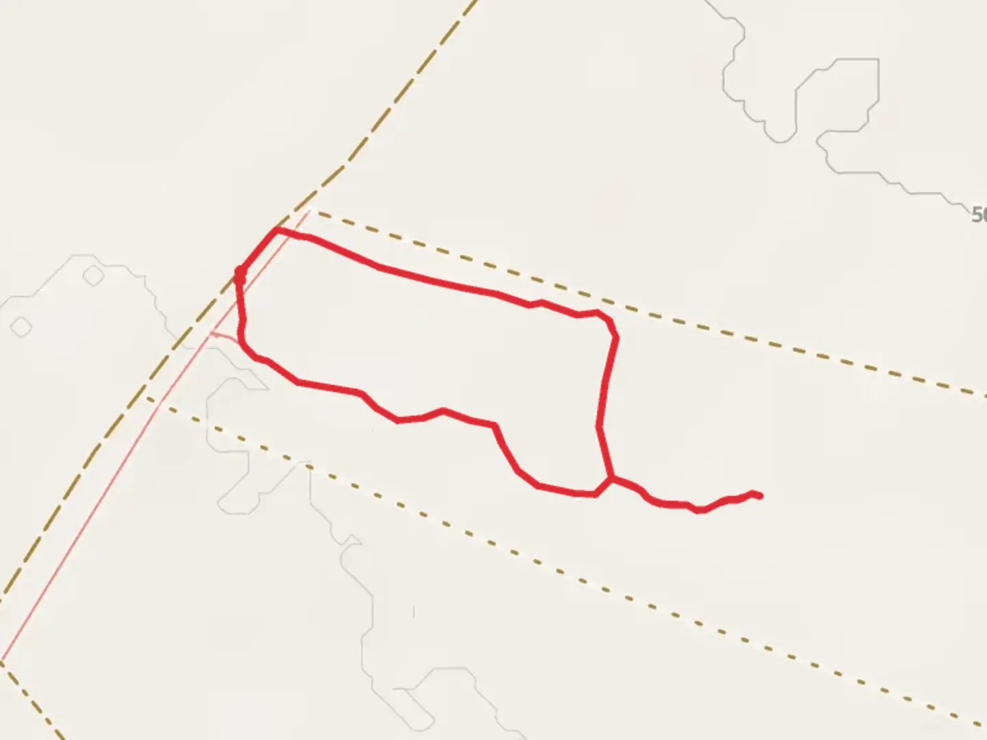 An image depicting the trail Laguna of Ribetehilos Trail and its surrounding area.
