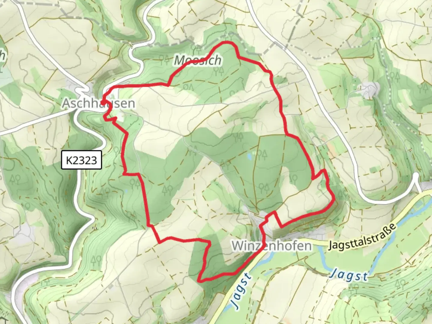 An image depicting the trail Tannenbergweg and Bergweg Loop and its surrounding area.