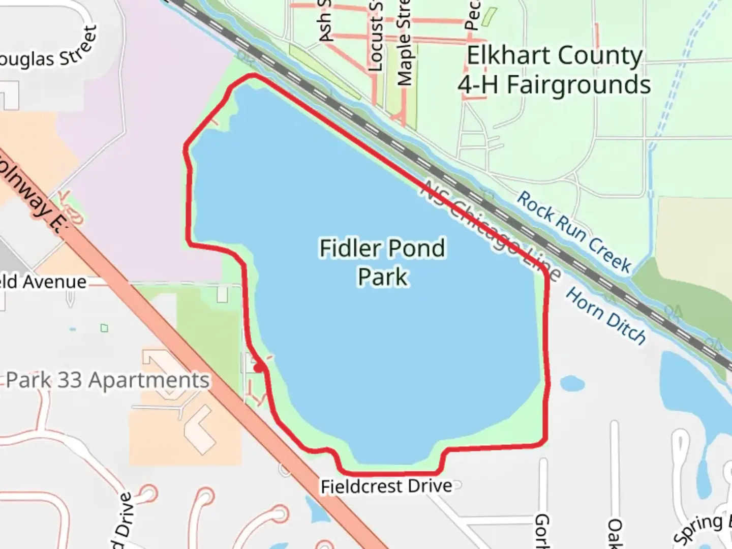 An image depicting the trail Fidler Pond Loop and its surrounding area.