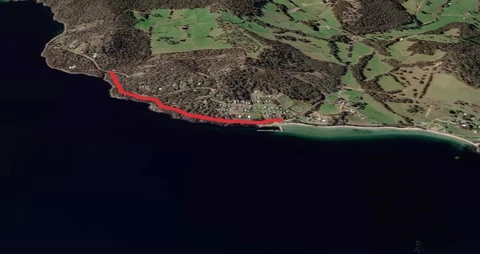 An image depicting the trail Alonnah-Sheepwash Bay Track and its surrounding area.