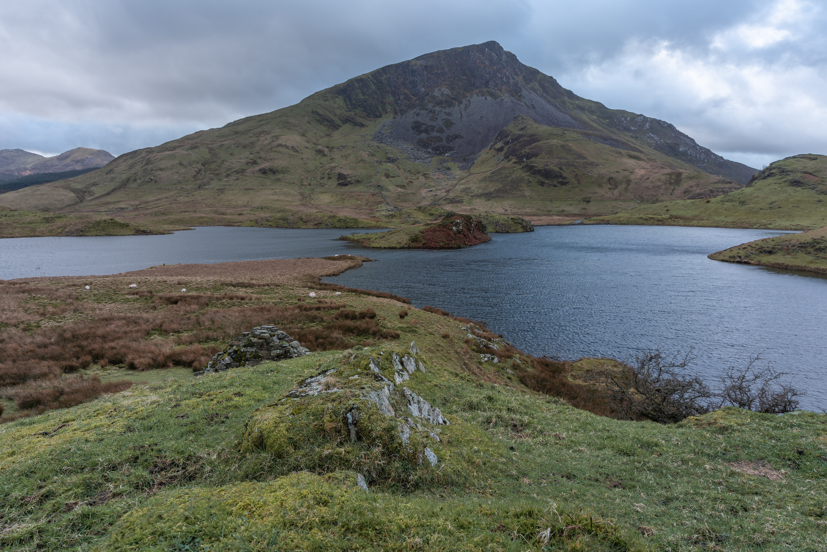 An image depicting the trail Nantlle Ridge Walk from Rhyd Ddu - Route A and its surrounding area.