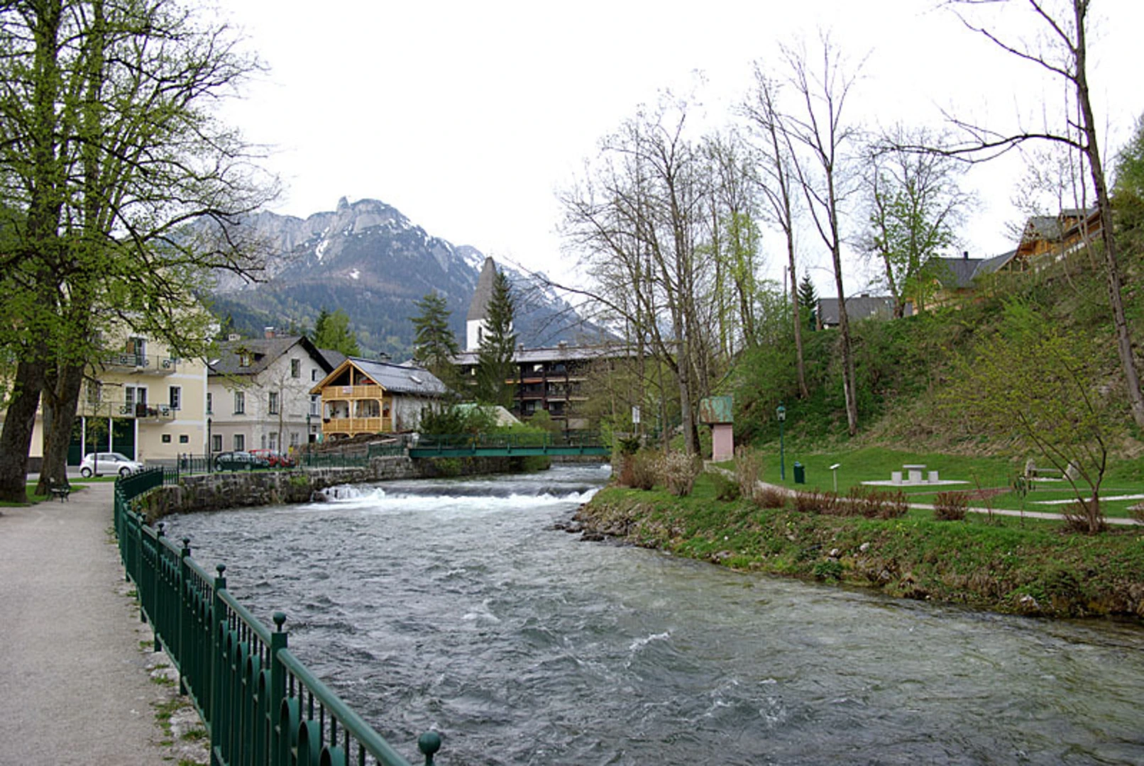An image depicting the trail Reiterer Plateau Loop from Bad Aussee and its surrounding area.