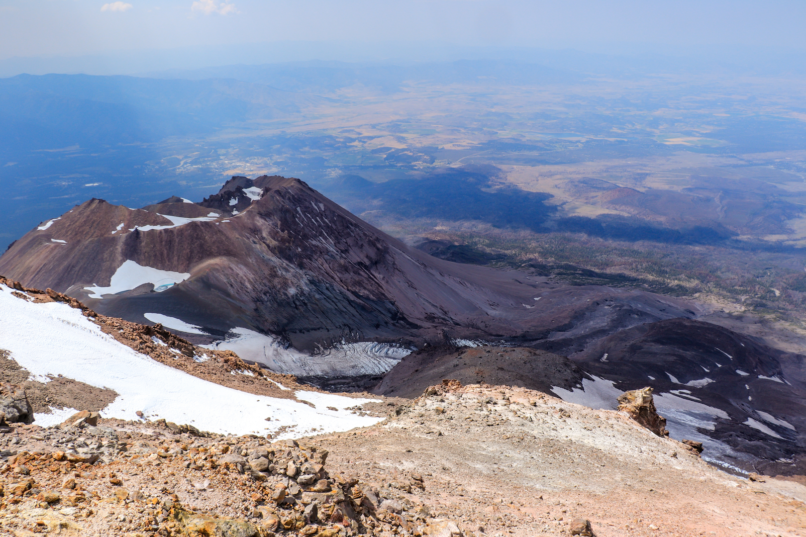 An image depicting the trail Mount Shasta via Clear Creek Trail and its surrounding area.