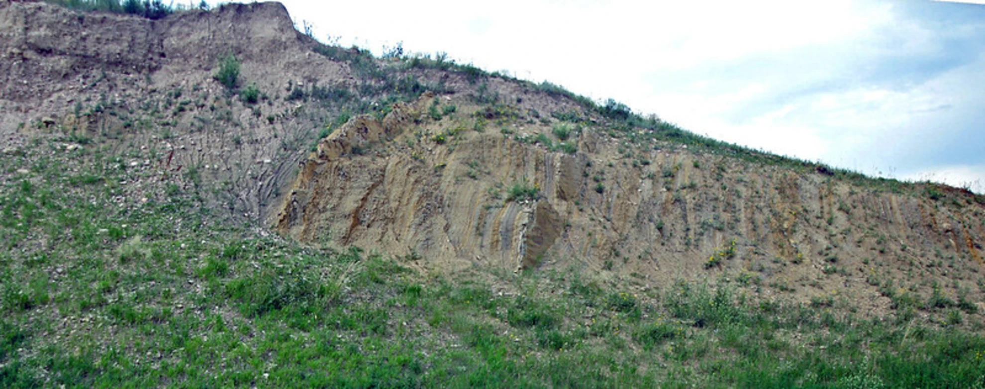 An image depicting the trail Dakota Ridge Trail from Hogback Road and its surrounding area.