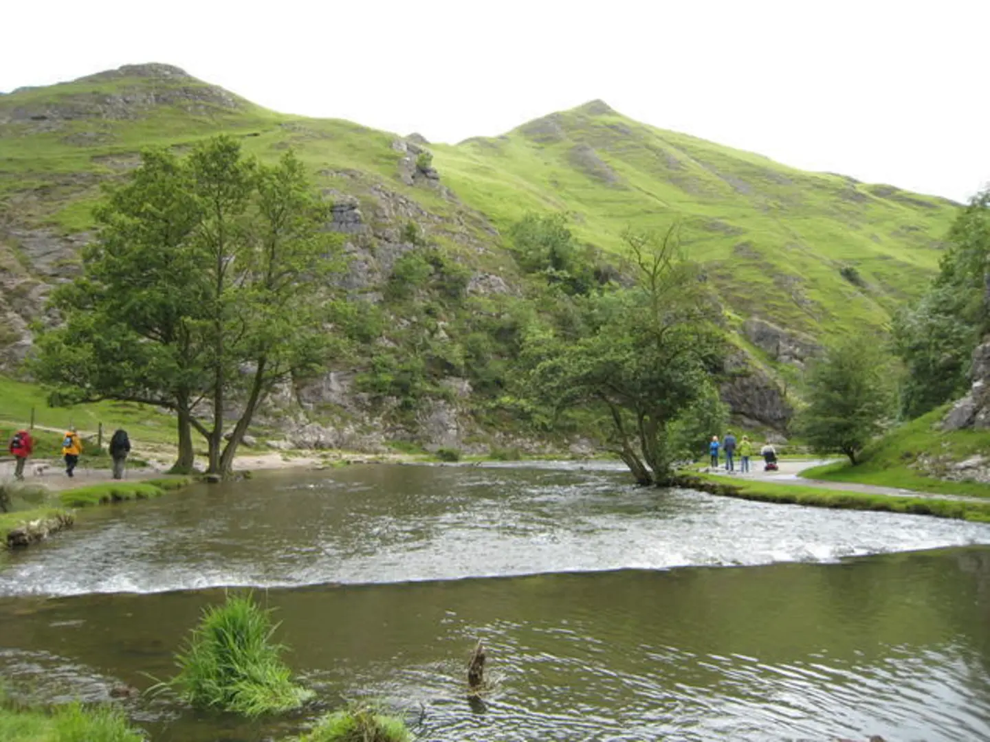 An image depicting the trail Dovedale Walk and its surrounding area.