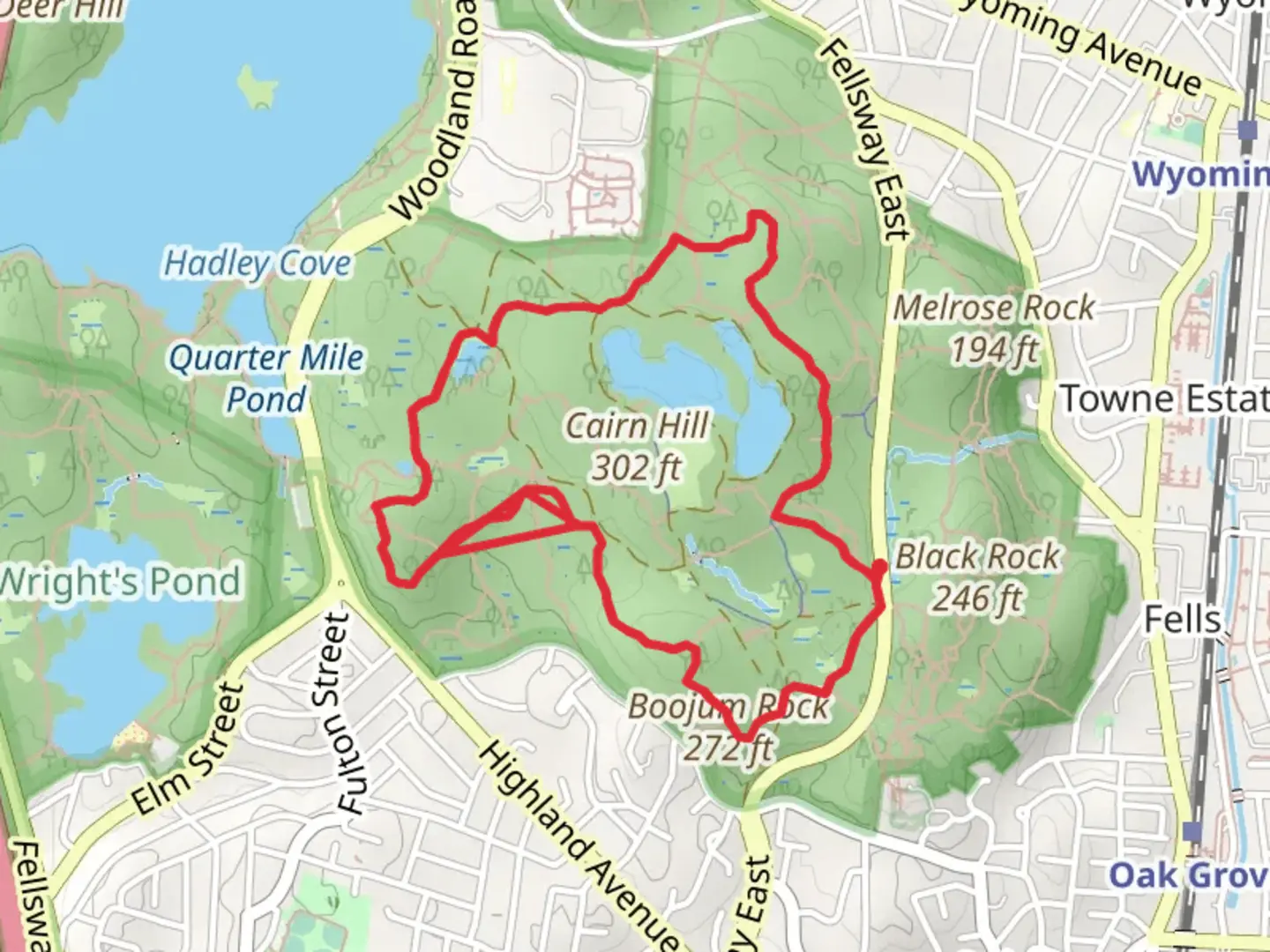 An image depicting the trail Middlesex Fells Reservoir, Cairn Hill and Shiner Pool Loop Trail and its surrounding area.