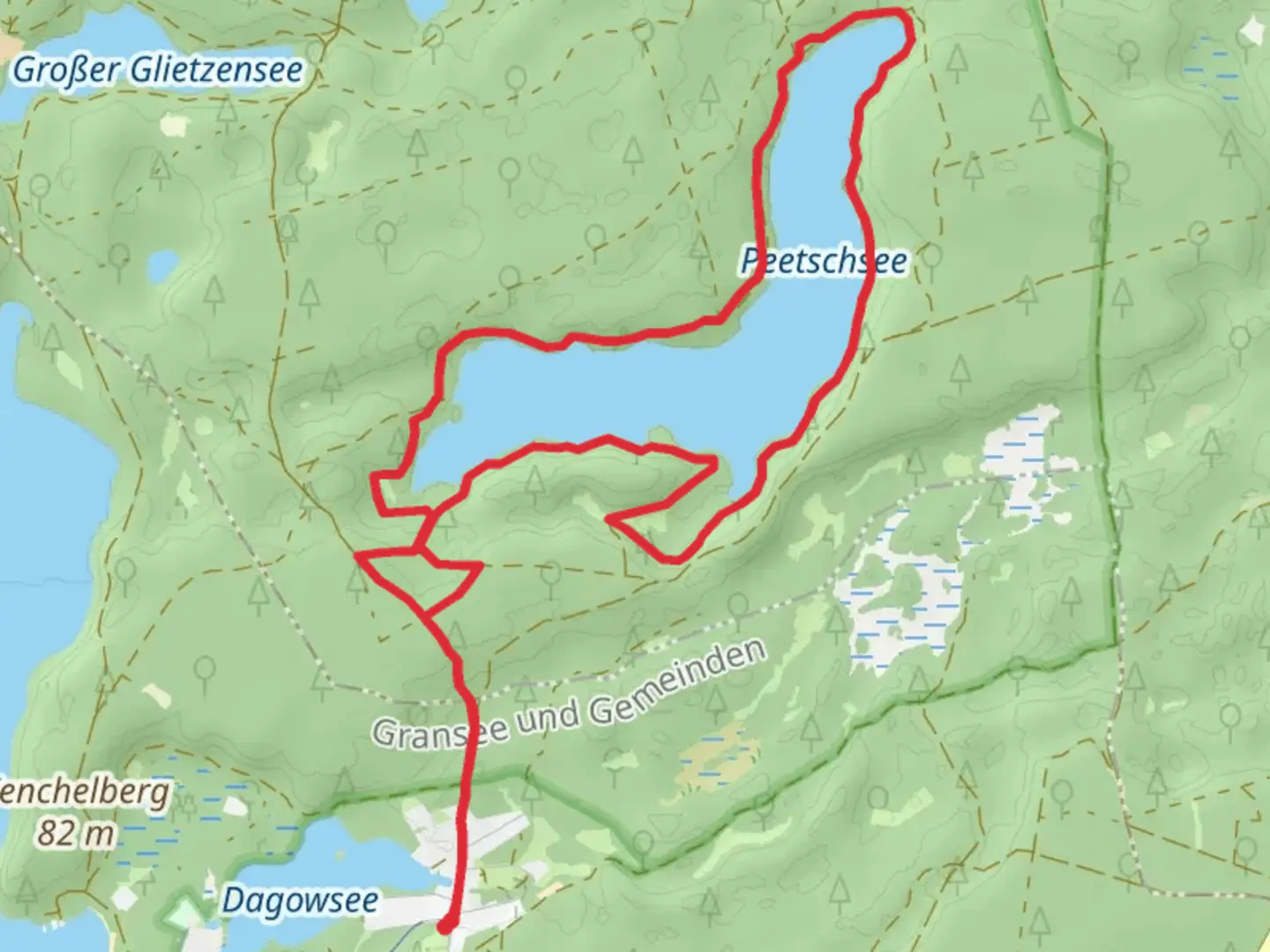 An image depicting the trail Peetschsee Loop via Ellbogensee Fuerstenberg and its surrounding area.