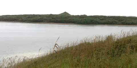 An image depicting the trail Abbotsbury to Ferrybridge - Weymouth Walk and its surrounding area.