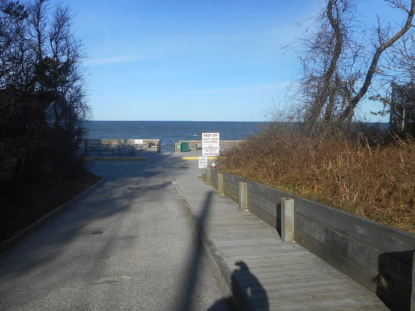 An image depicting the trail Wildwood State Park Campground Loop and its surrounding area.
