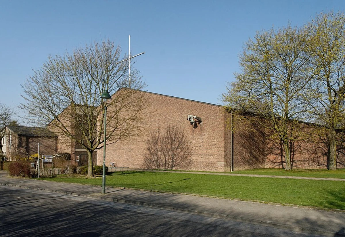 Schloss Mickeln and Auf der Jucht Loop