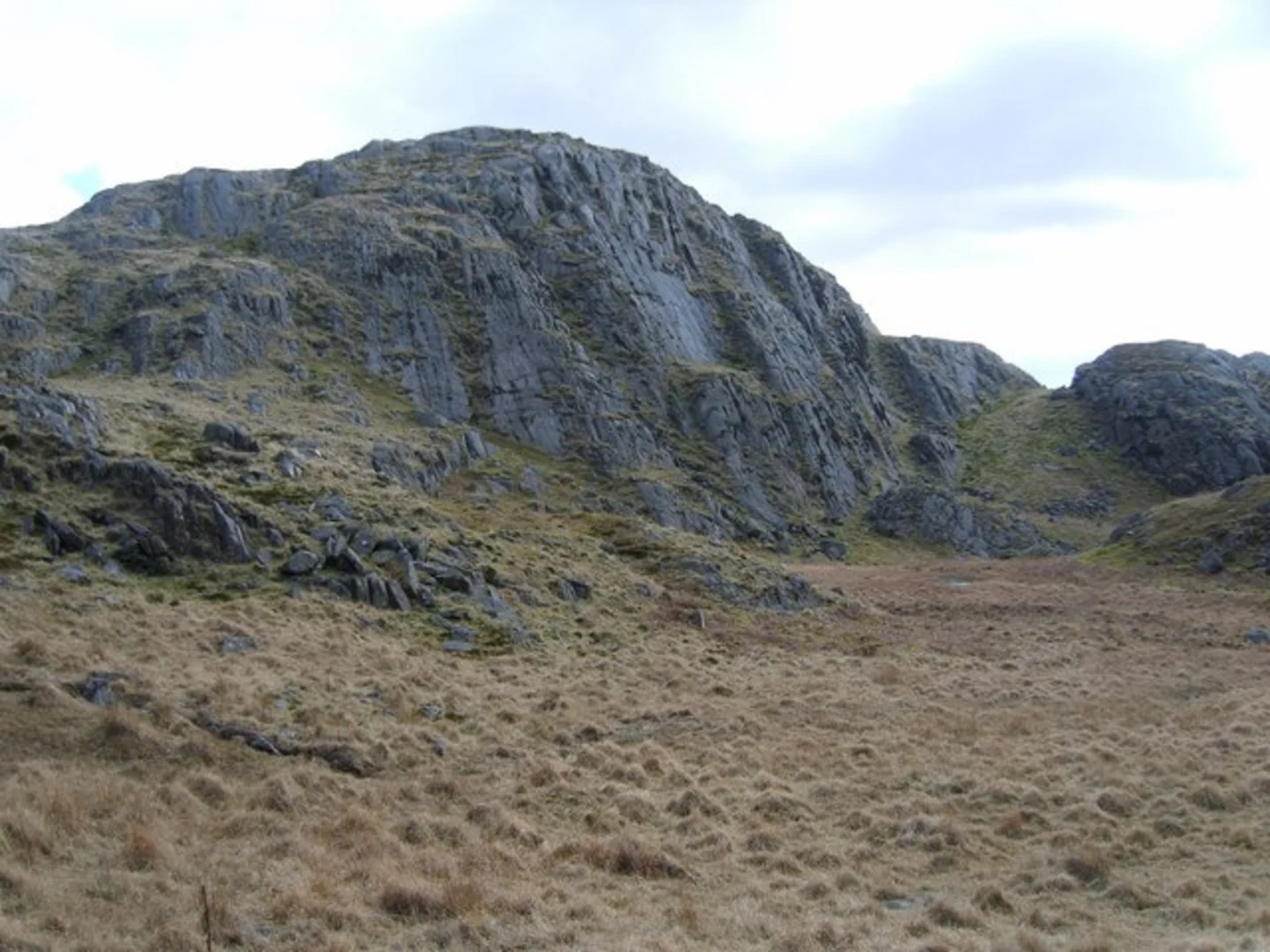 An image depicting the trail Goats Water, Brim Fell and Old Man of Coniston Loop and its surrounding area.