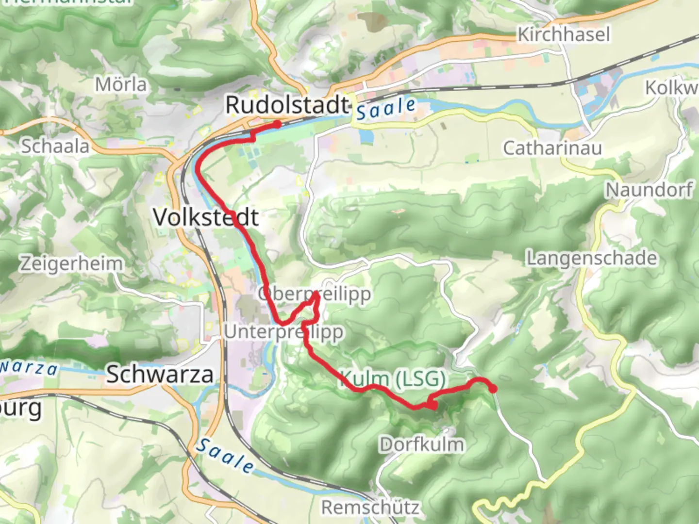 An image depicting the trail Lindingberg to Rudolstadt via Feegrotten Kyffnaeuser Weg and its surrounding area.
