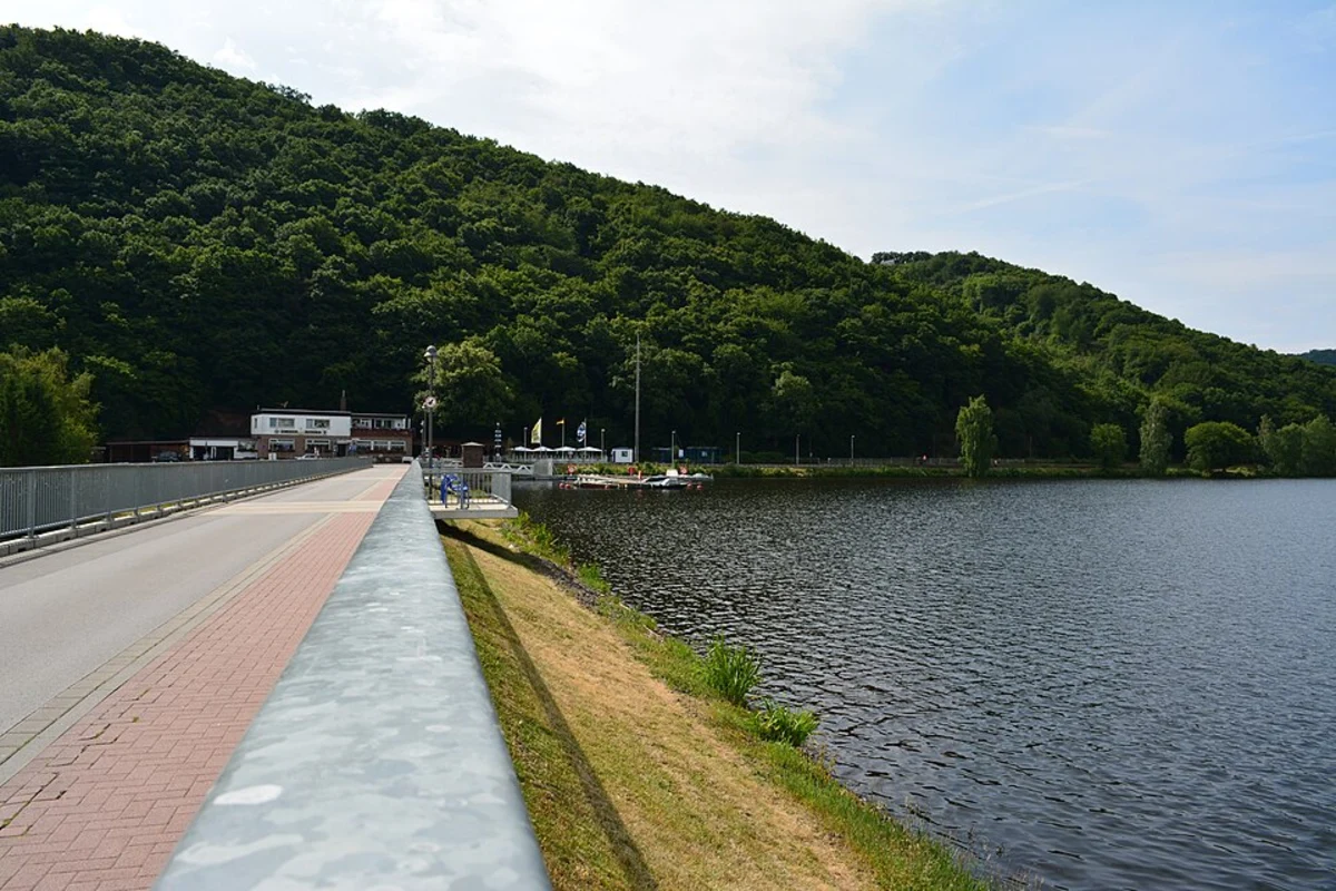 Rather Felsen, Stausee Obermaubach and Eugenienstein Loop
