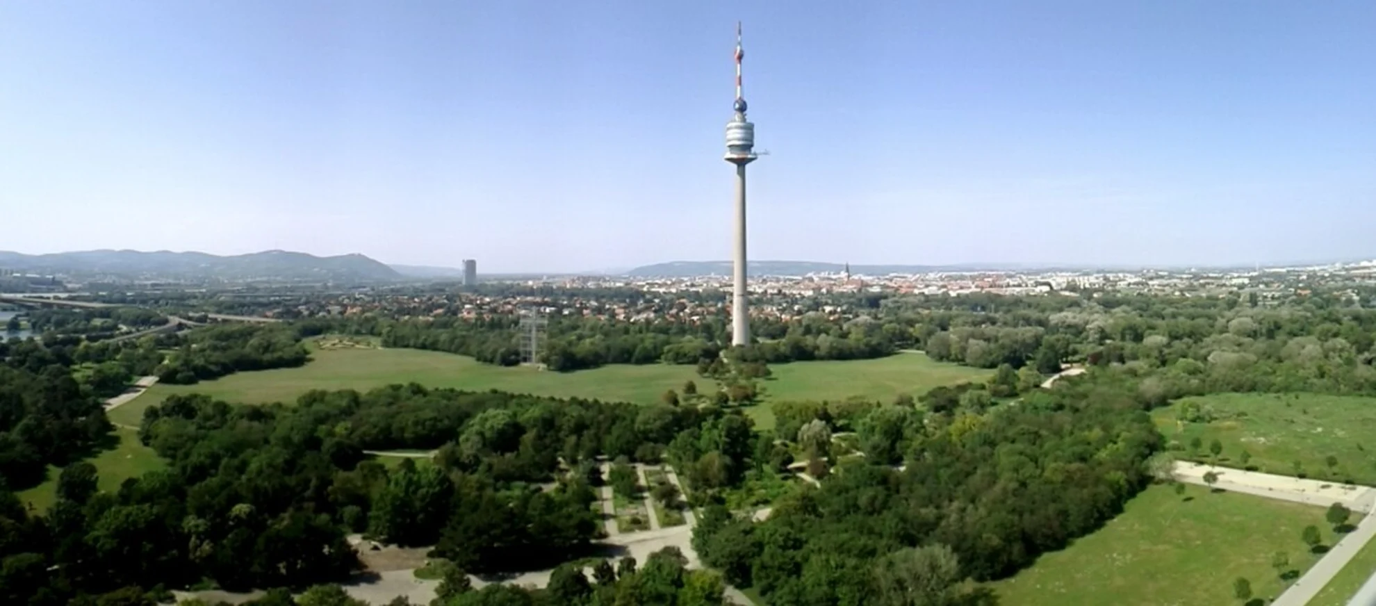 An image depicting the trail Donaupark to Eilsbrunn via Regensburg and its surrounding area.