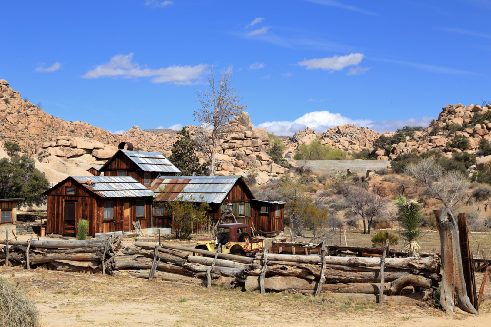 An image depicting the trail Key's Ranch Road Trail and its surrounding area.
