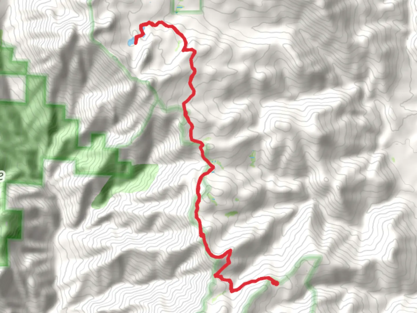 An image depicting the trail Maggie Lakes via Summit Trail and its surrounding area.