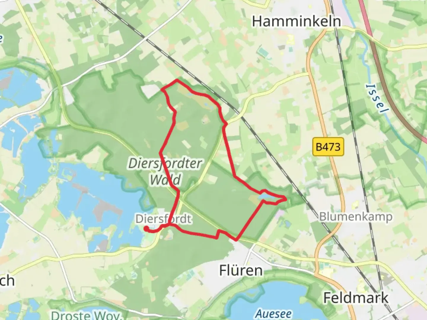 An image depicting the trail Feldlager M von Oranien, Schwarzes Wasser and Alte Eiche via Heuweg and its surrounding area.