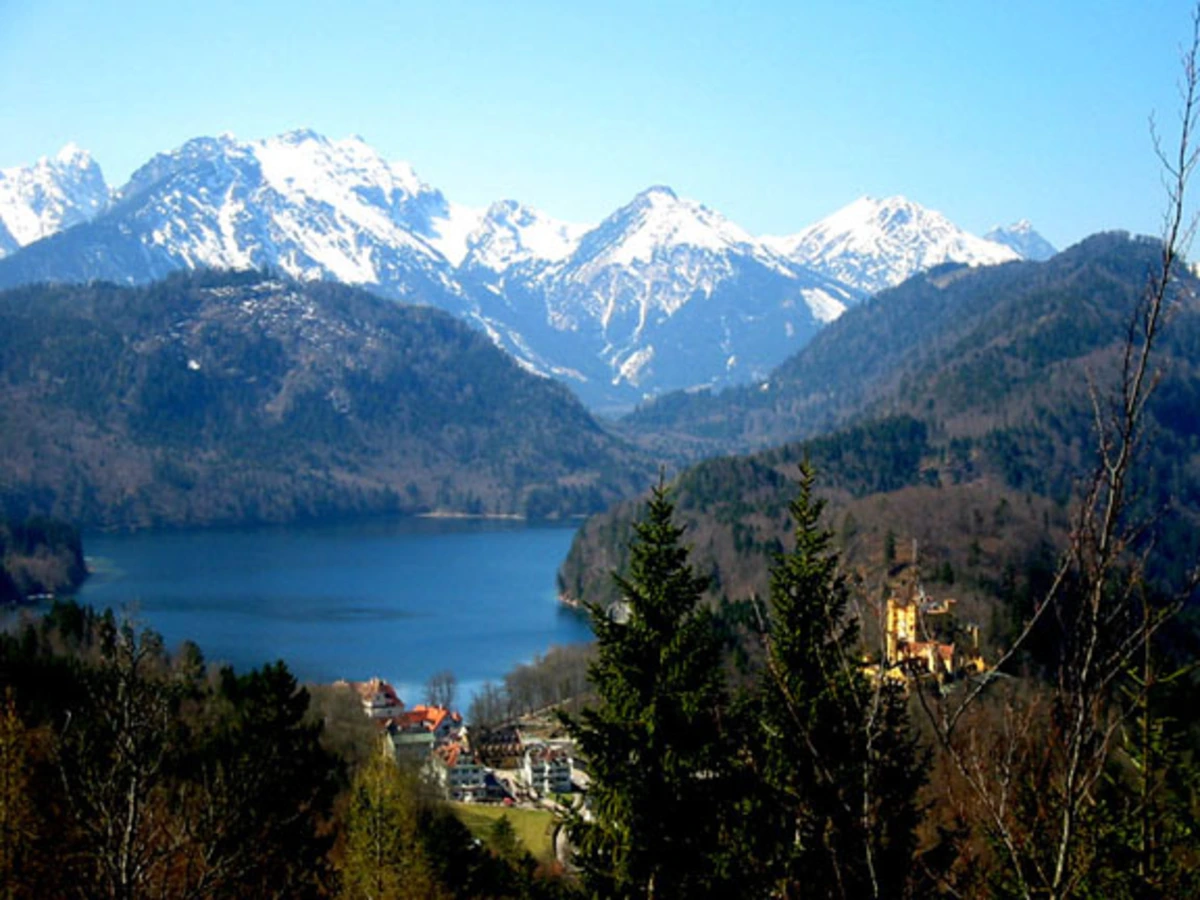 Neuschwanstein Viewpoint Walk