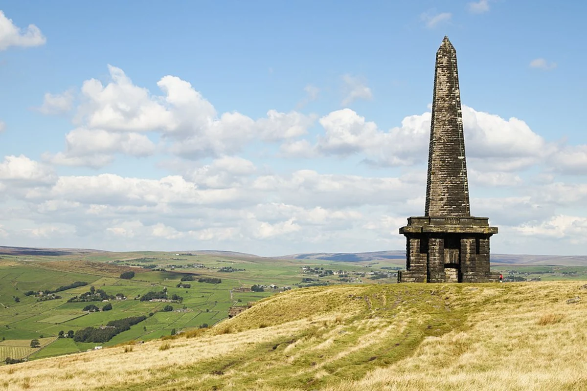 Hebden Bridge to Todmorden Walk