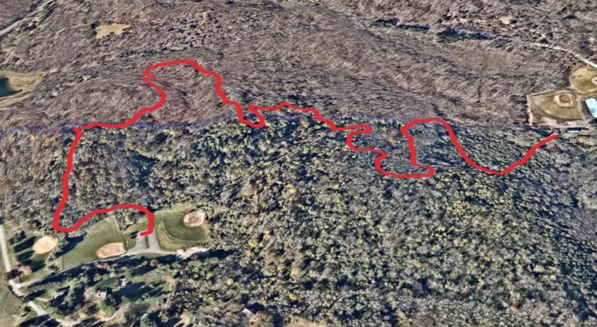 An image depicting the trail Lakeside Road Walk and its surrounding area.