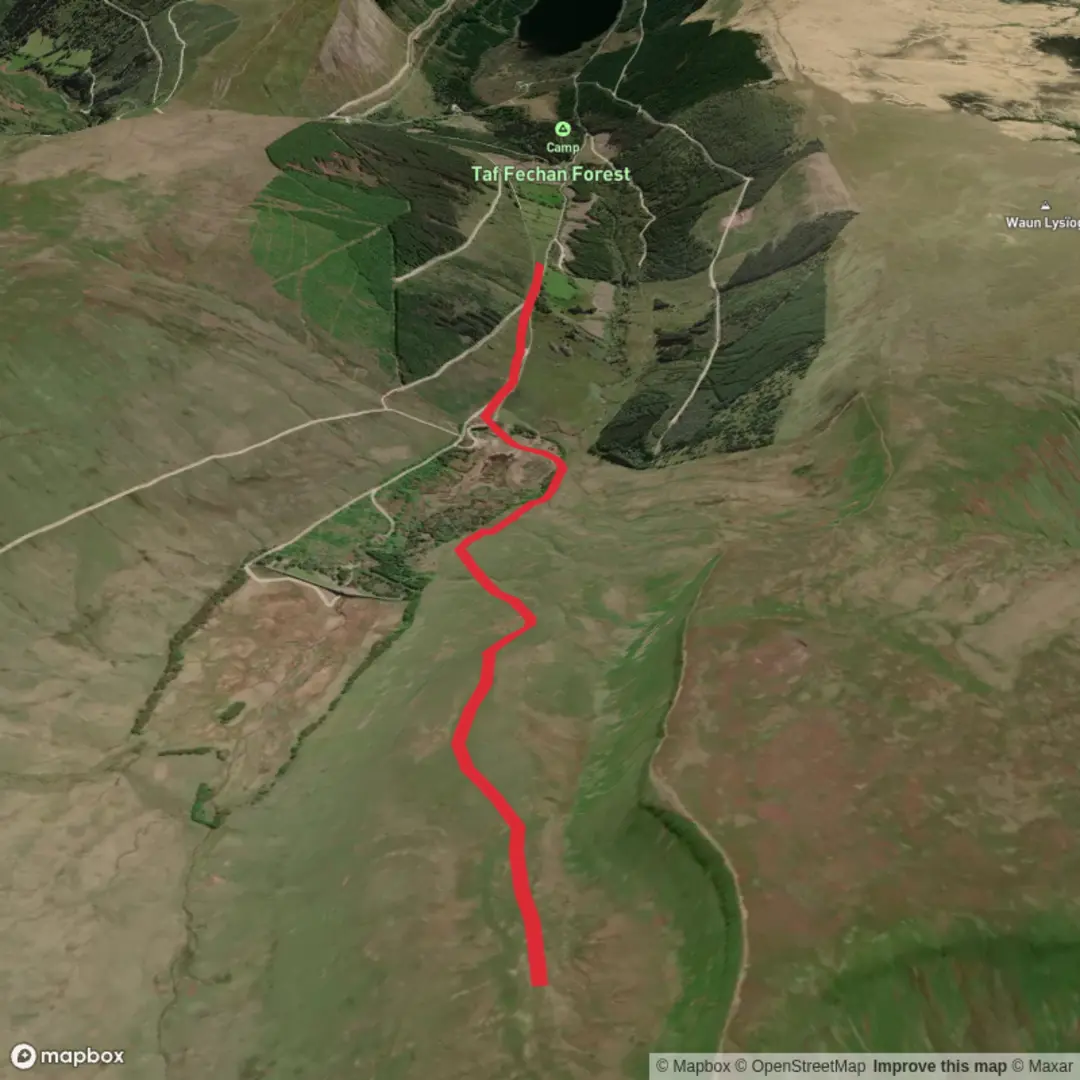 An image depicting the trail 650m Ring contour Under Pen y Fan and its surrounding area.