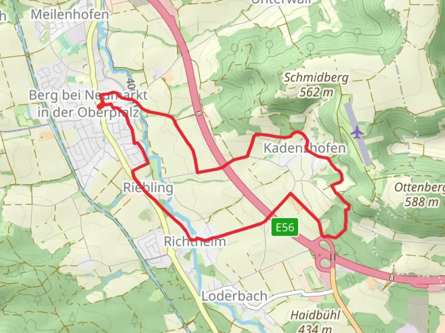 An image depicting the trail Leonhardsweg Loop and its surrounding area.