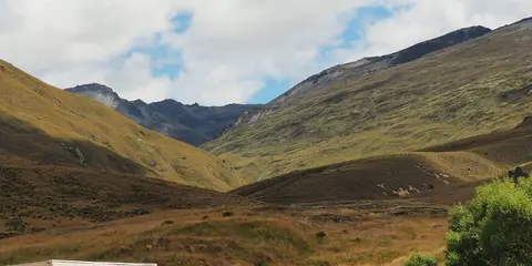 An image depicting the trail Ben Nevis Track and its surrounding area.