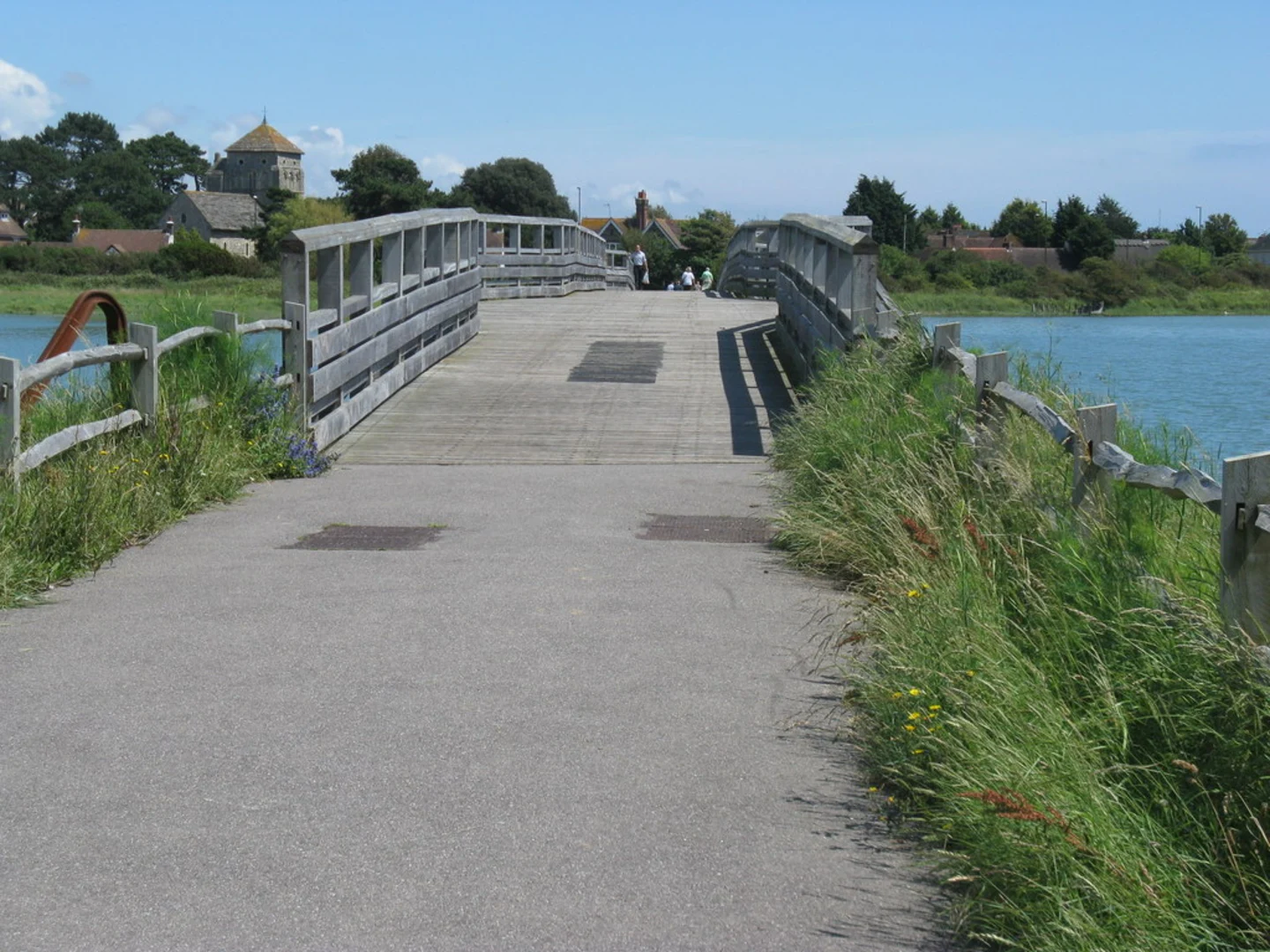 An image depicting the trail River Adur and Old Toll Bridge Loop - Botolphs and its surrounding area.