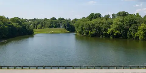 An image depicting the trail Fox River Trail - Illinois and its surrounding area.