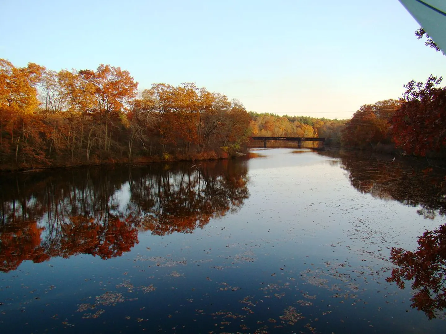 An image depicting the trail Willes Meadow Reservoir via Centenary way and its surrounding area.