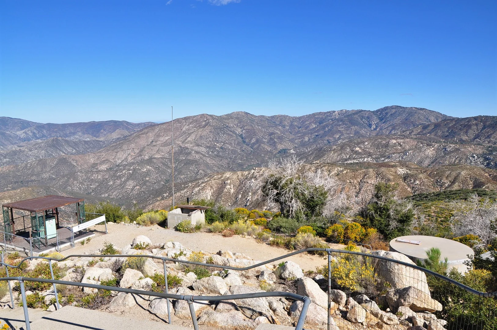 An image depicting the trail Vetter Mountain Trail and its surrounding area.
