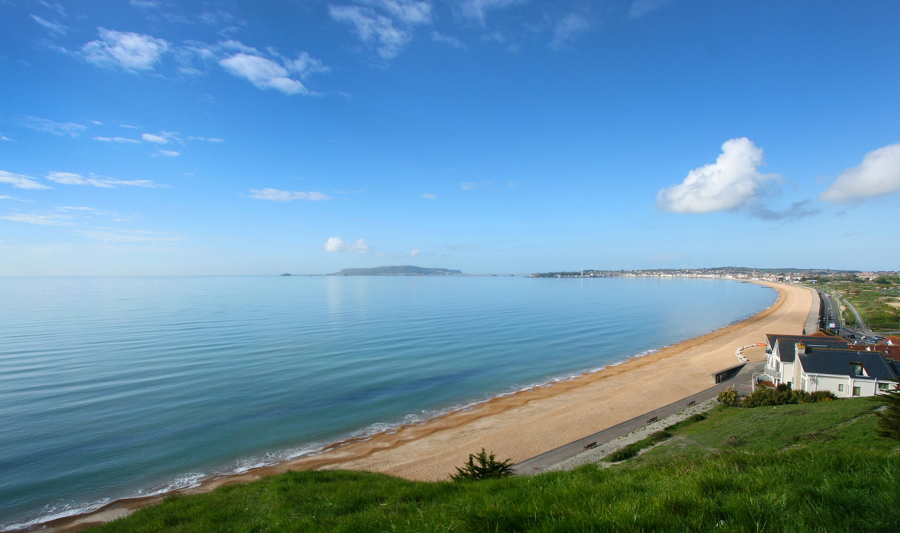 An image depicting the trail Osmington Mills from Bowleaze Cove and its surrounding area.