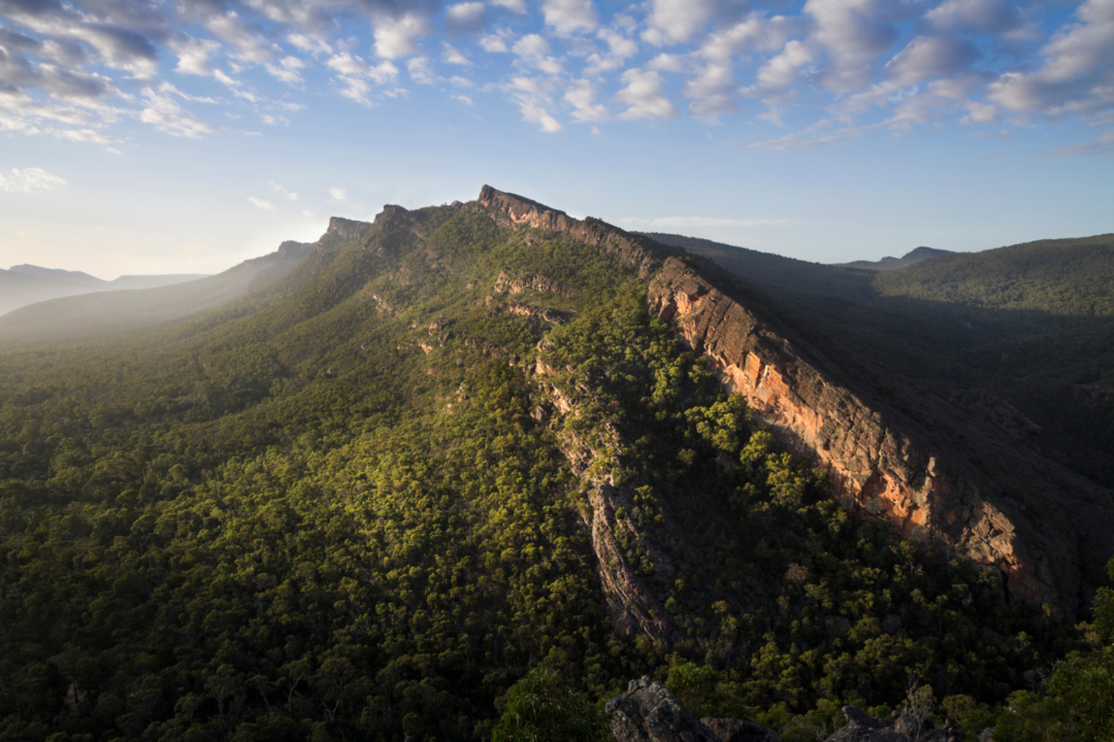 An image depicting the trail Chatauqua Peak Circuit and its surrounding area.
