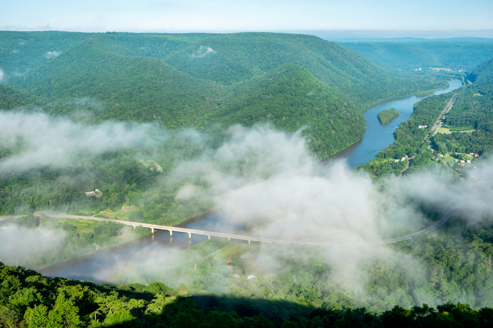 An image depicting the trail Spring Trail and Humble Hill Trail Loop - Hyner View State Park and its surrounding area.