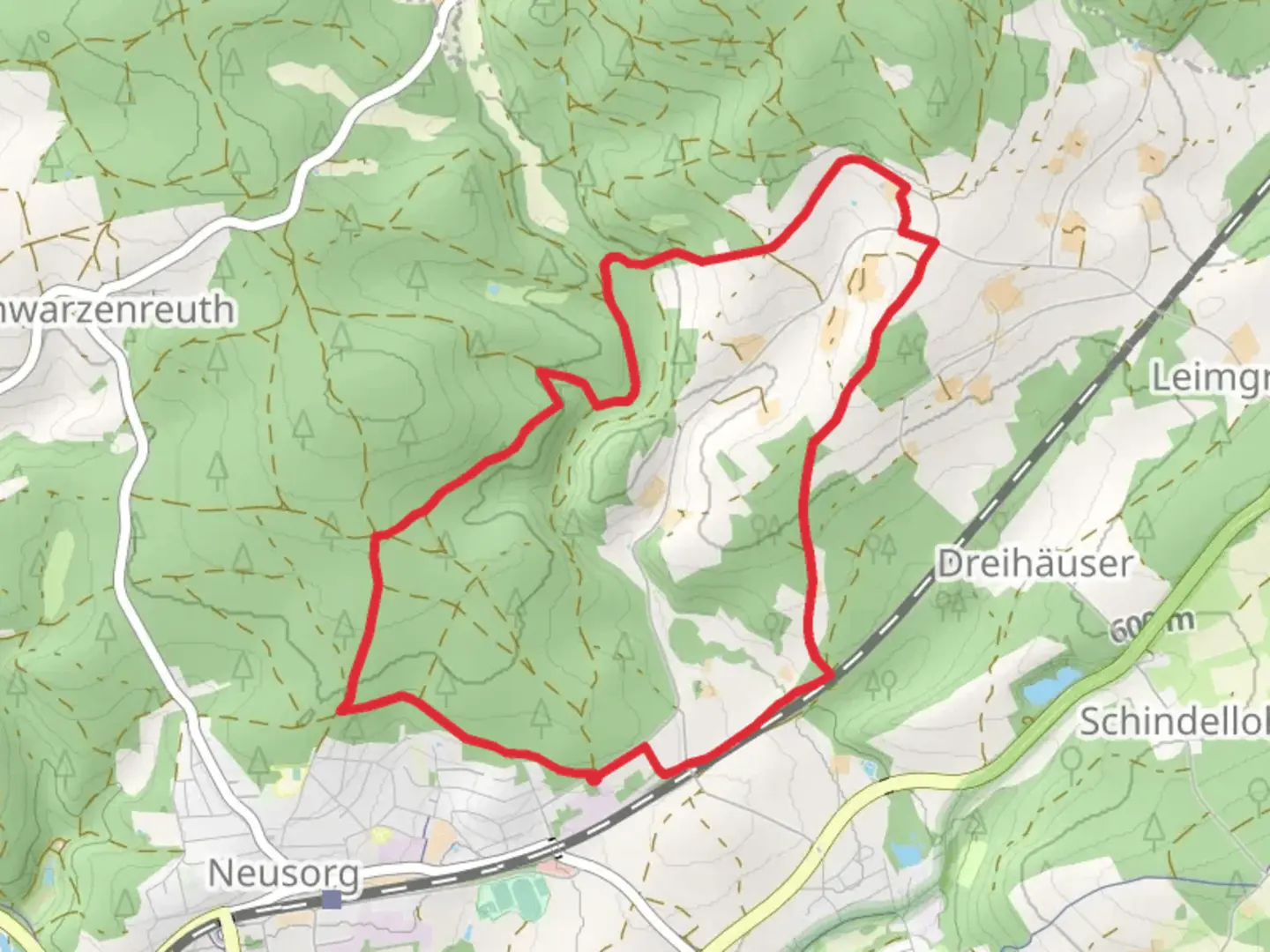 An image depicting the trail Neusorg Rundweg and its surrounding area.
