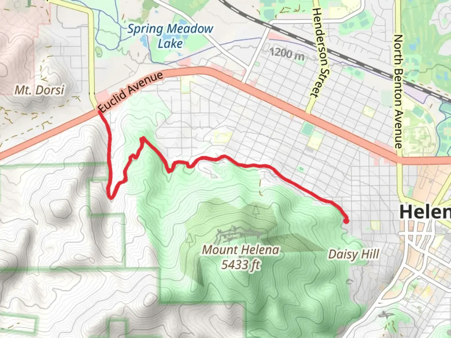 An image depicting the trail Le Grande Cannon Boulevard and its surrounding area.