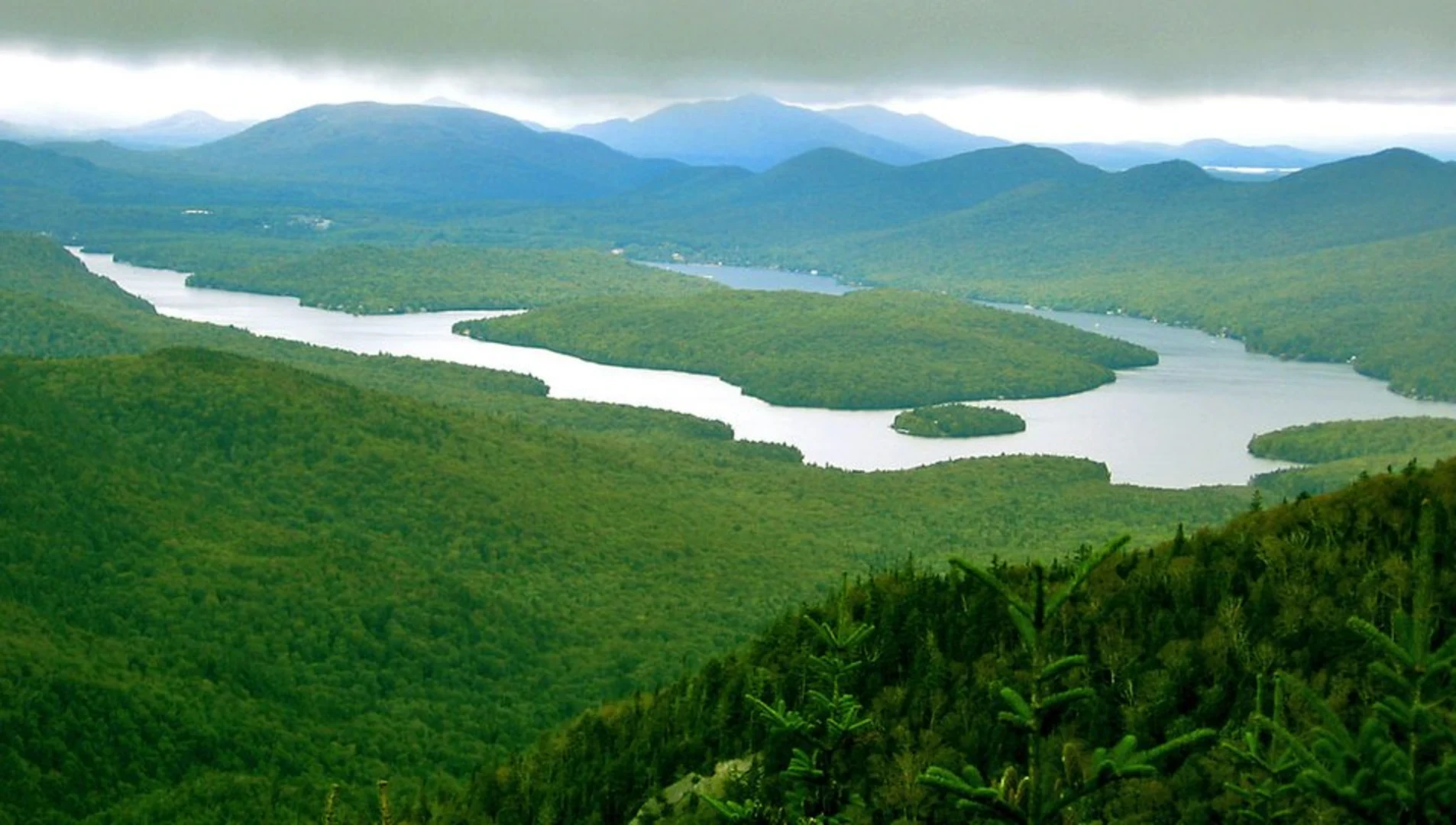 An image depicting the trail Moose Mountain Trail and its surrounding area.