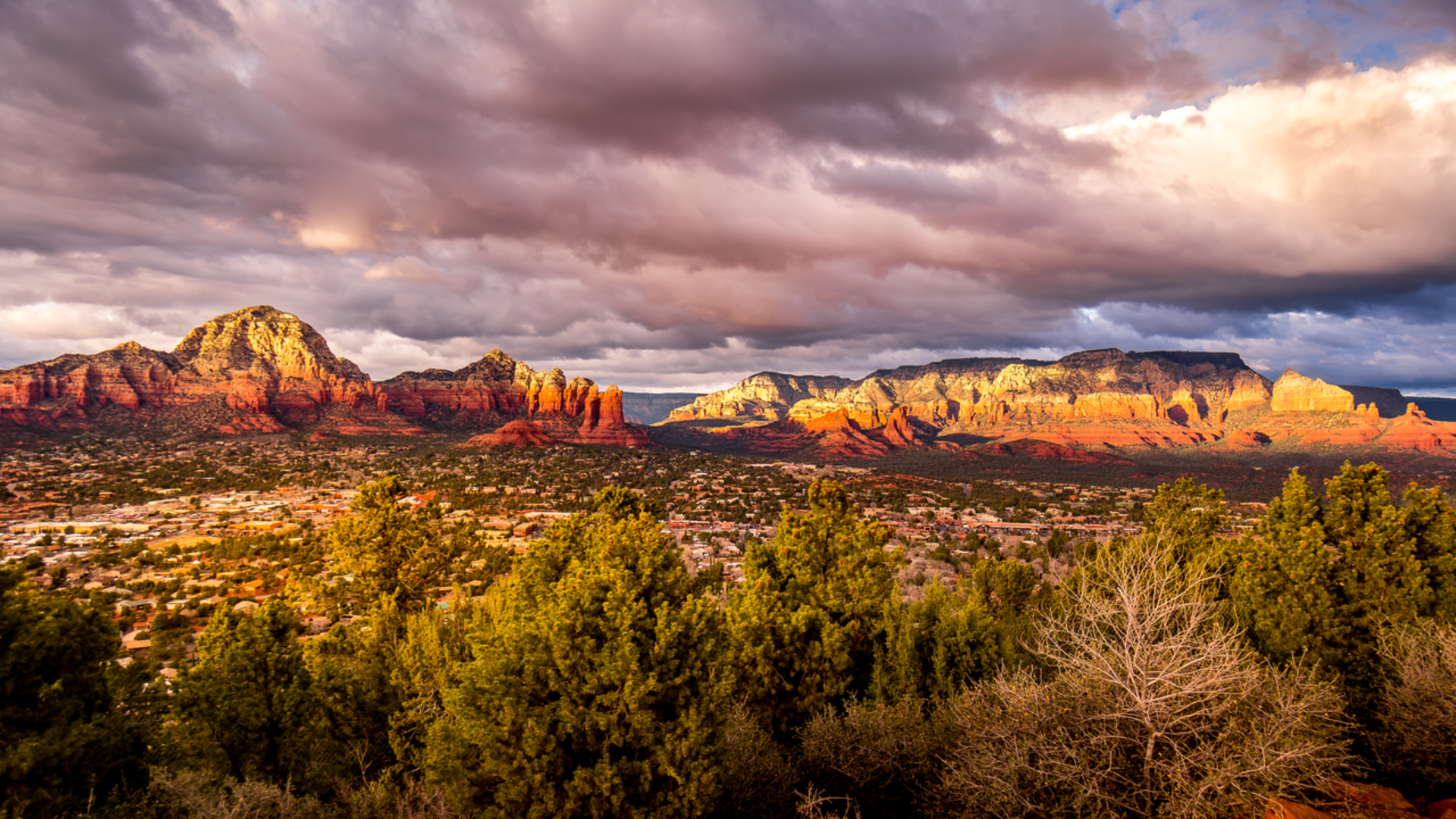 An image depicting the trail Thunder Mountain to Andante Loop Trail and its surrounding area.