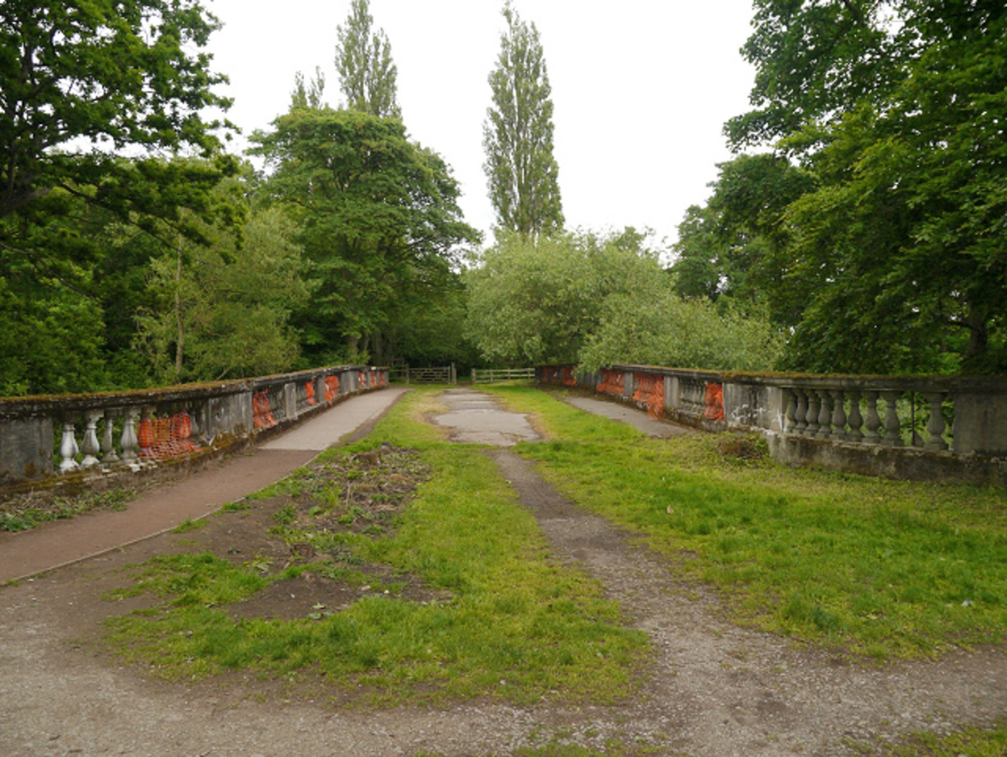 An image depicting the trail Lymm Loop and its surrounding area.