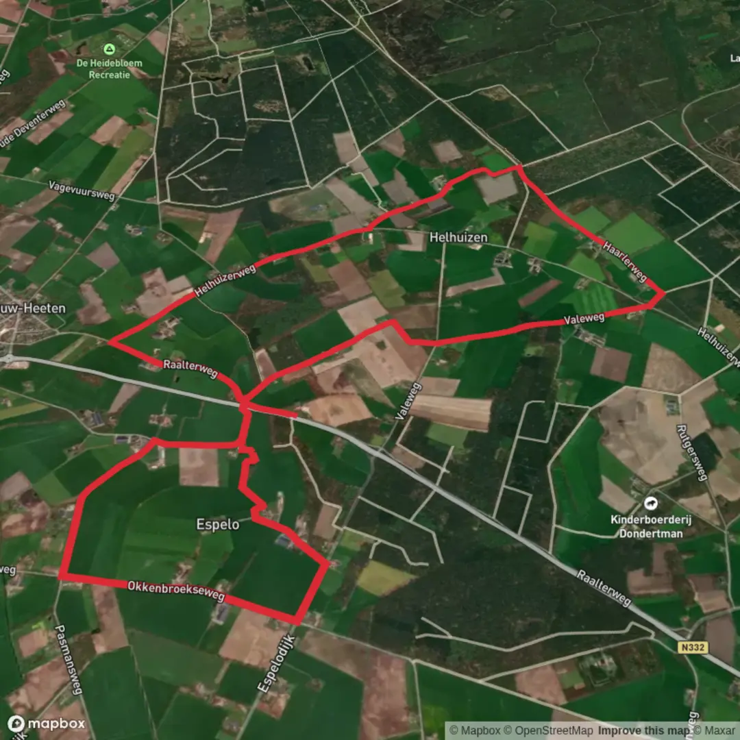 An image depicting the trail Sallandpad and Helhuizer Weg and its surrounding area.