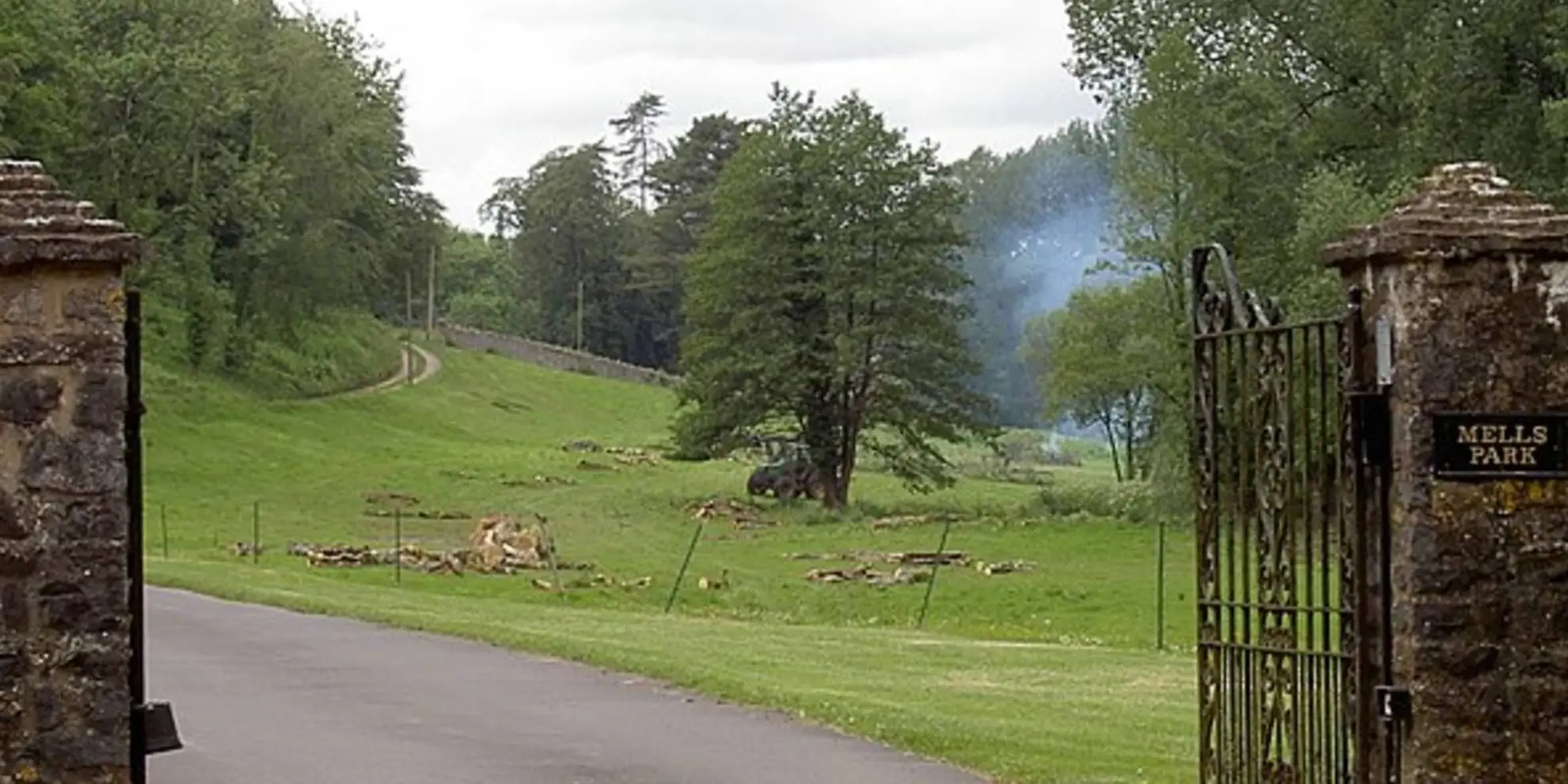 An image depicting the trail Bedlam and Great Elm from Mells and its surrounding area.