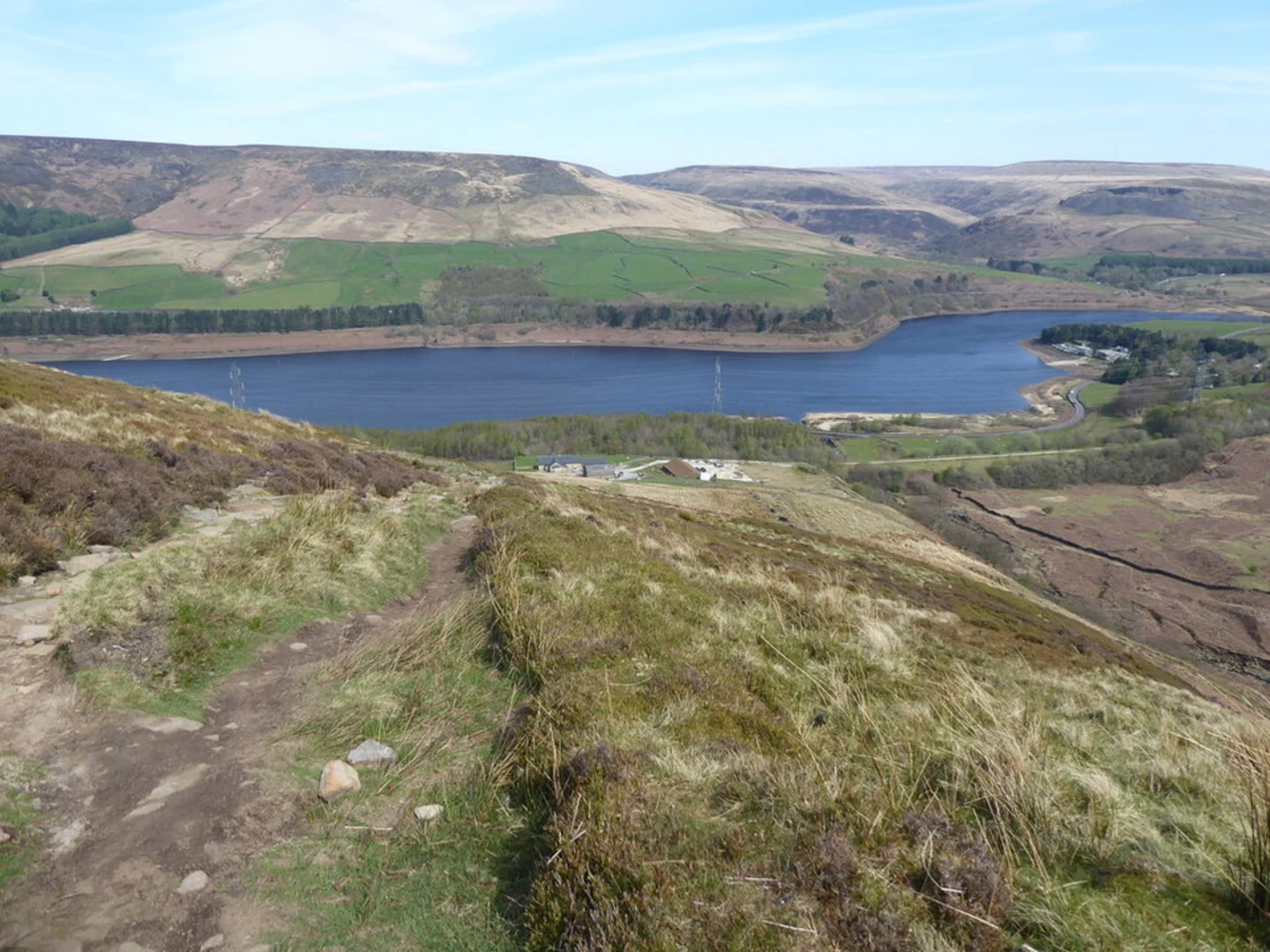 An image depicting the trail Torside Reservoir Walk from Crowden and its surrounding area.