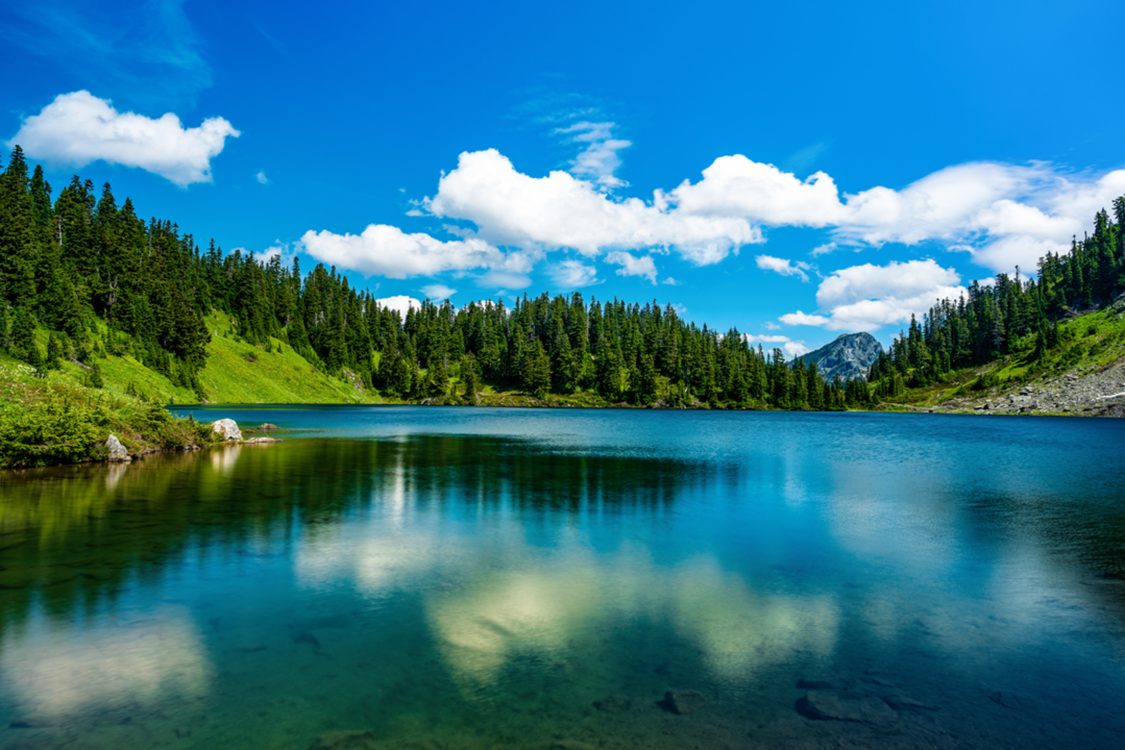 An image depicting the trail Lone Jack Trail and its surrounding area.