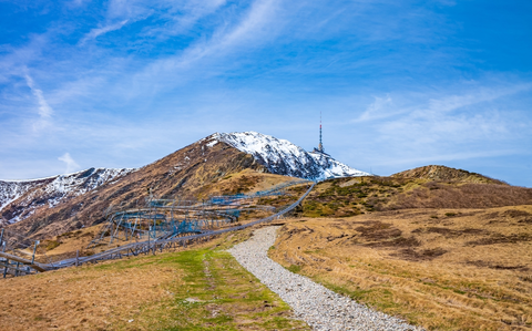 An image depicting the trail Alpe di Neggia – Indemini Trail and its surrounding area.