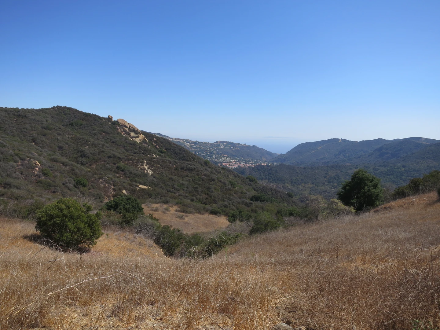 An image depicting the trail Santa Ynez Trail and its surrounding area.