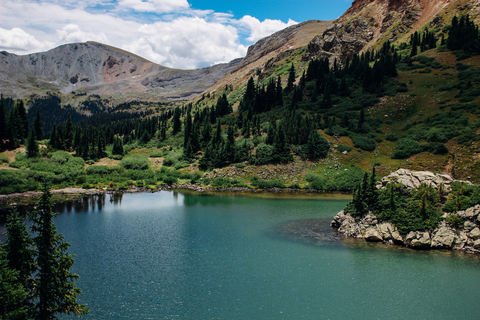 An image depicting the trail Lost Lake Trail and its surrounding area.