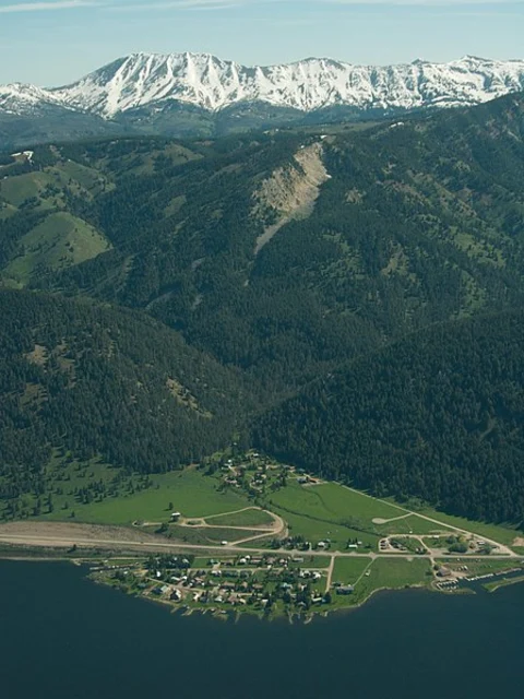 An image depicting the trail Kirkwood Trail and its surrounding area.