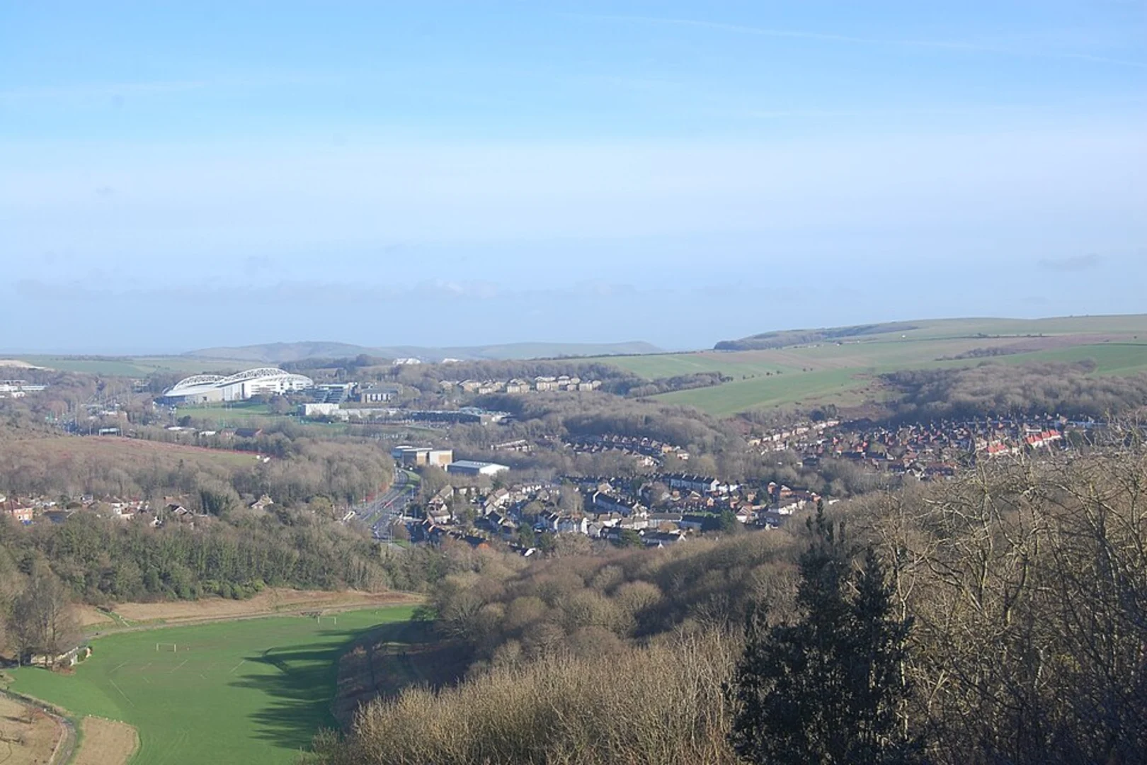 An image depicting the trail Moulsecoombe to Falmer Loop via University of Sussex and its surrounding area.