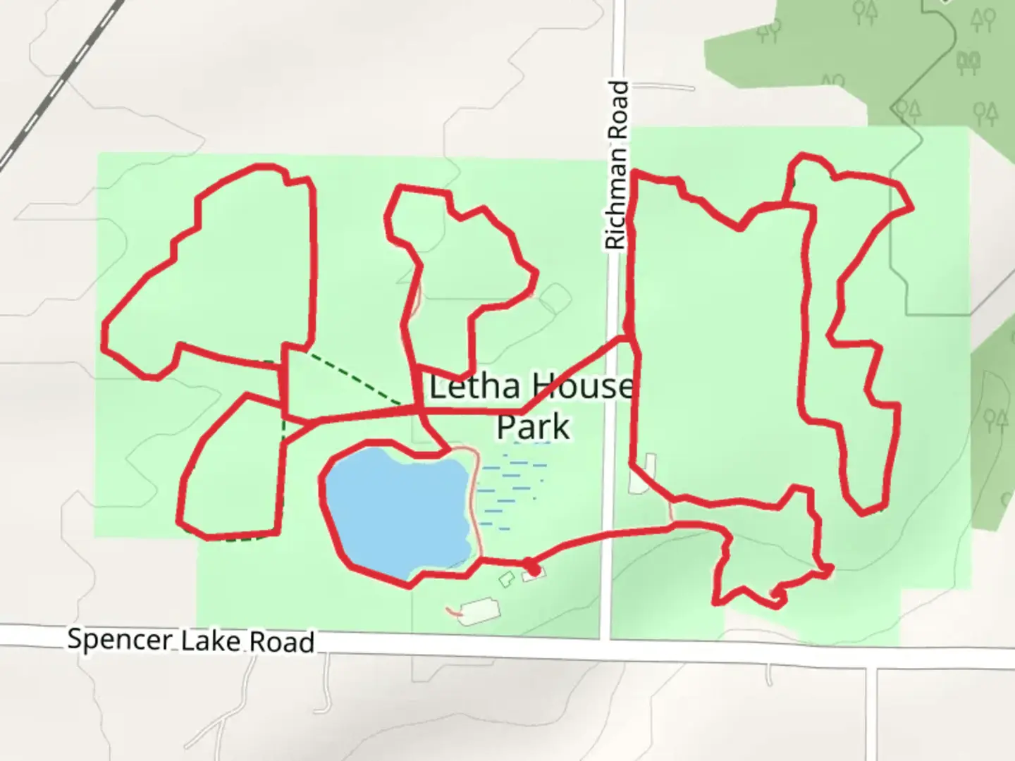 An image depicting the trail Lake Trail, Bridle Trail and Great Horned Owl Bridle Path Loop and its surrounding area.